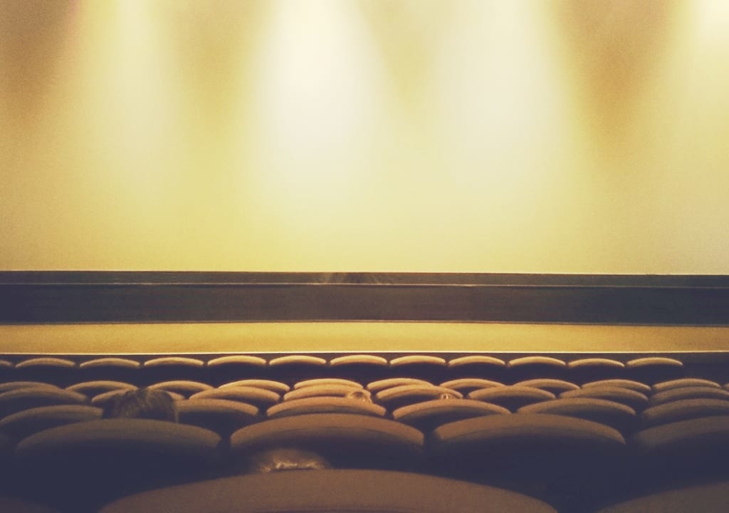 映画館の参考画像