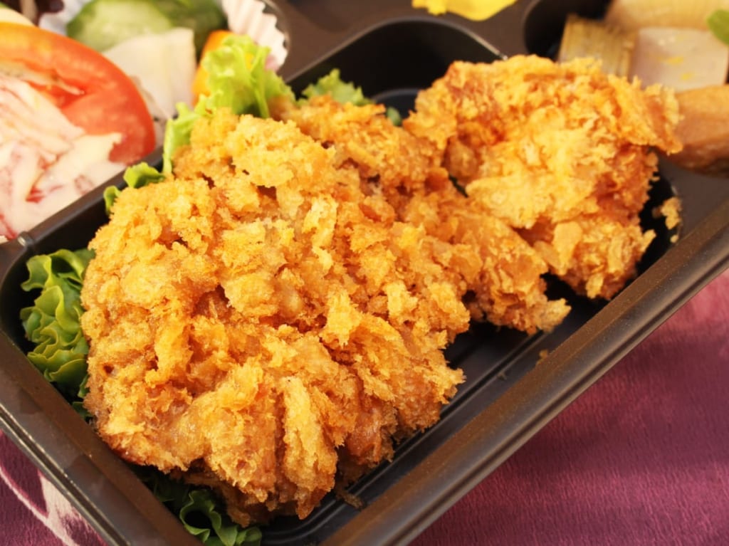 とんかつ弁当　イメージ