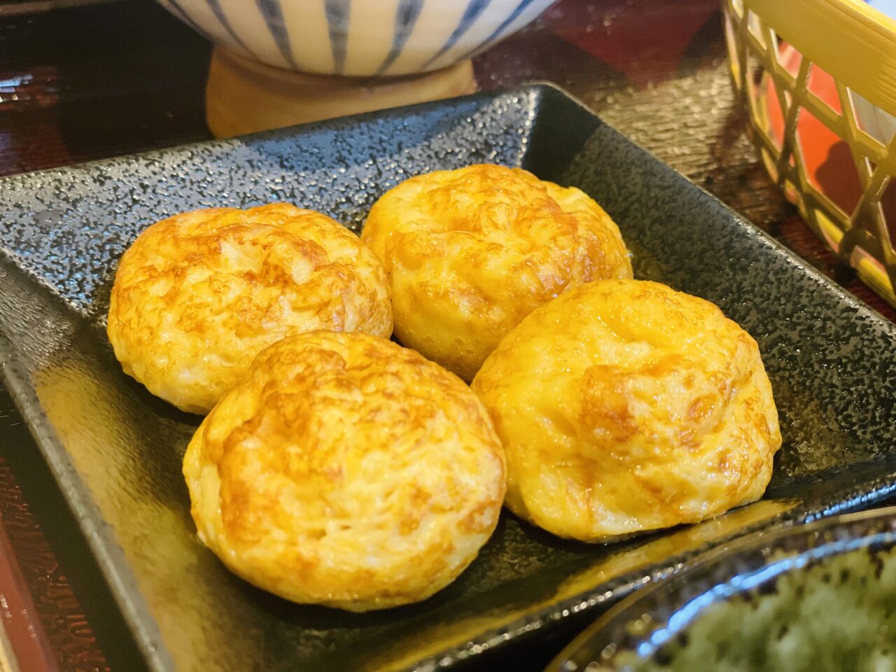 玉子焼 お出汁 ひまわりの看板メニュー玉子焼