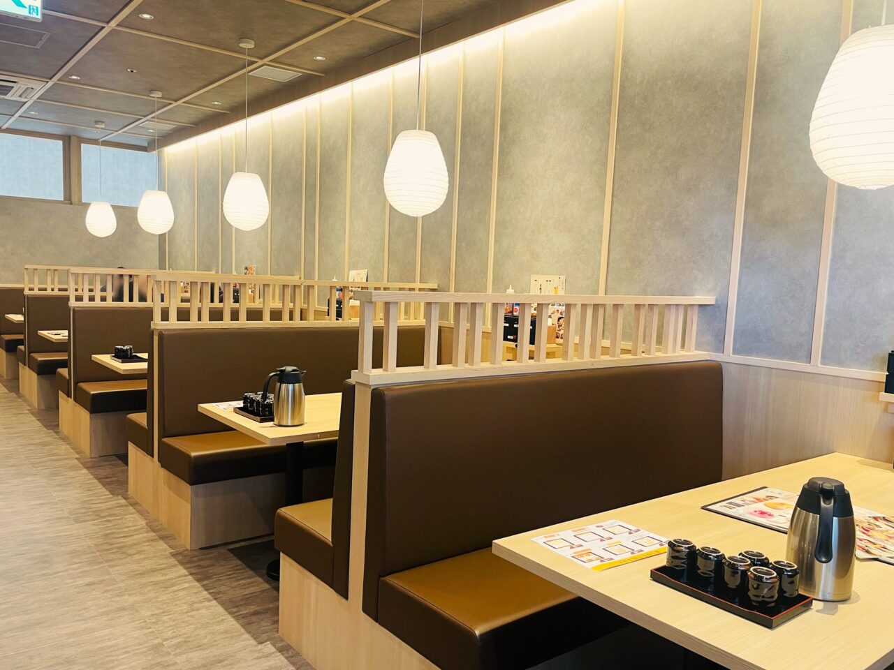 玉子焼 お出汁 ひまわり エコール・いずみ店店内の様子