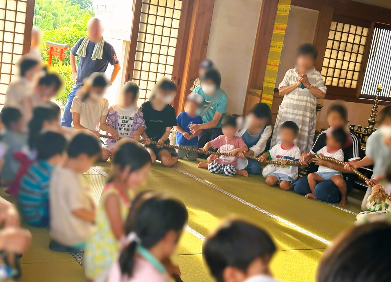 浦田町マルシェと地蔵盆縁日で行われる数珠くり