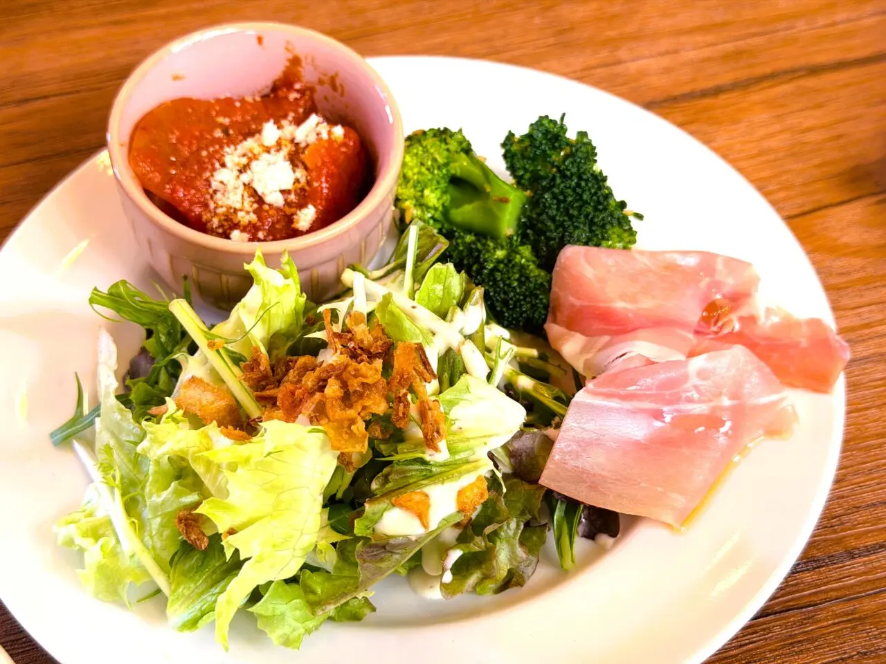 小麦畑のテト　前菜