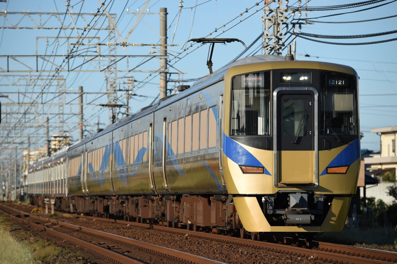 泉北ライナー12000系「サザンプレミアム」