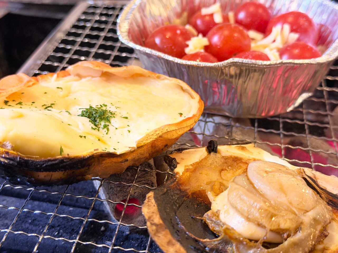 かにグラタン　ホタテ　トマト