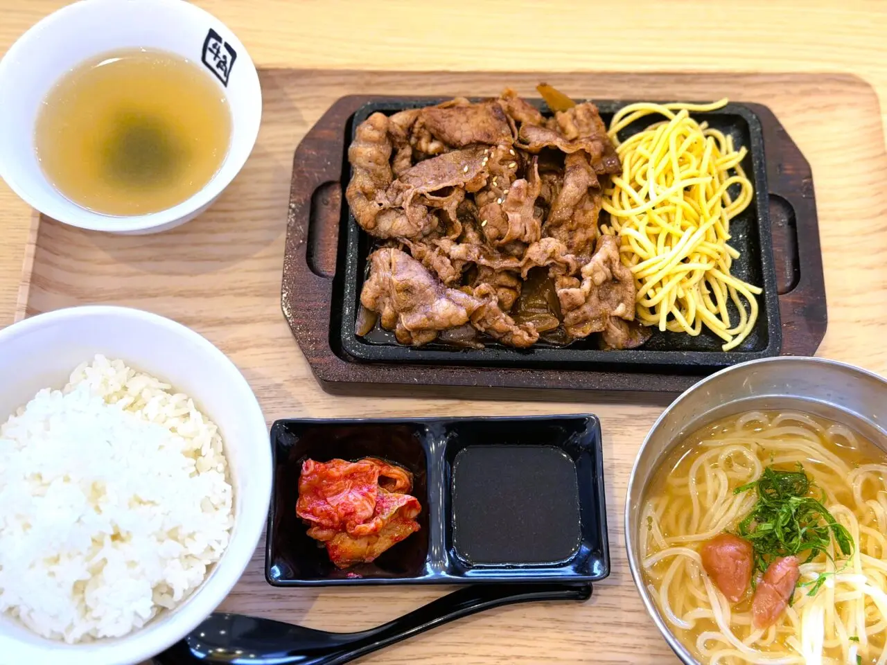 焼肉食堂　牛角の牛カルビ定食