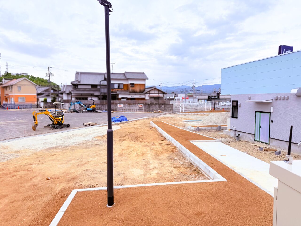 はま寿司和泉室堂町店　裏手　駐車場