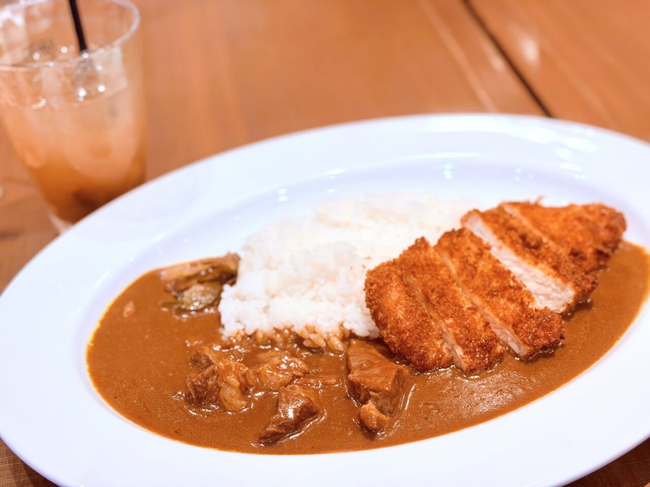 ビーフとカツの贅沢カレー