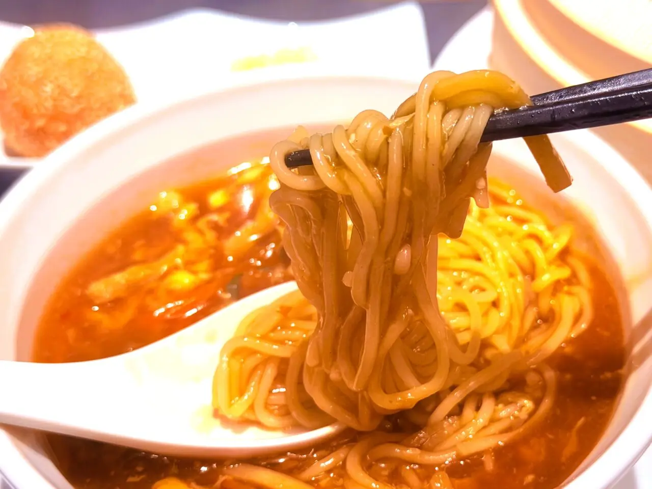 酸辣湯ハーフ麺