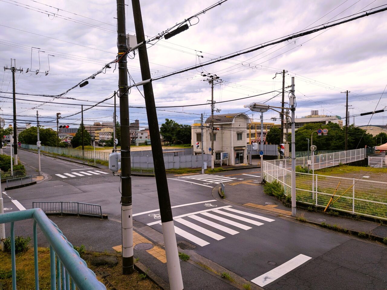 幸小学校跡地は大型商業施設を誘致予定