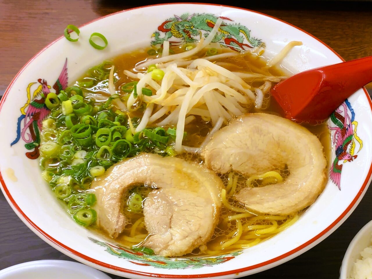 「登龍軒」のラーメン