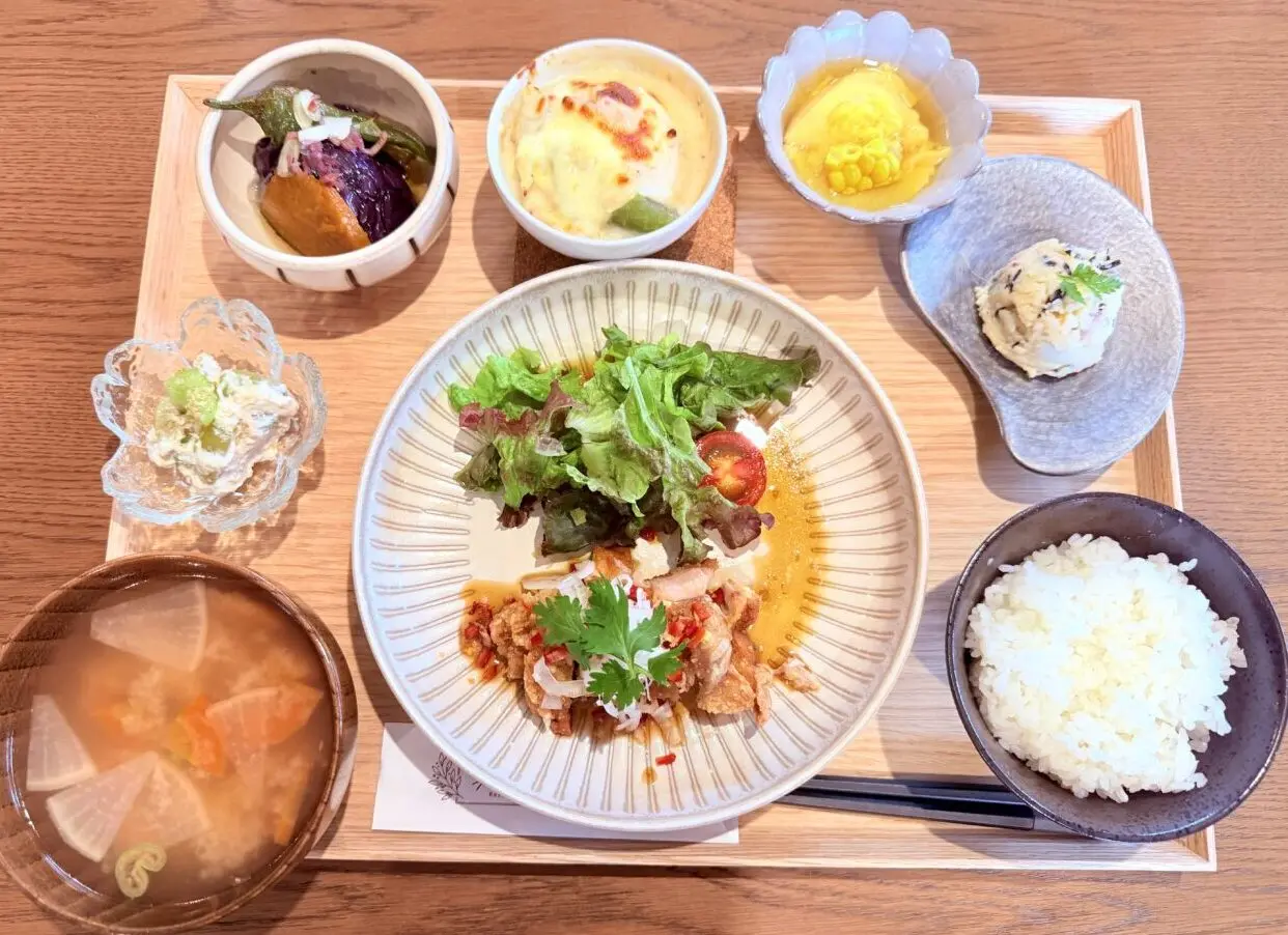 HOMEY プレートランチ