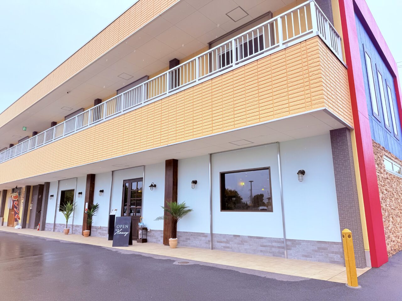 2026年8月にオープンしたCafe & Restaurant HOMEY