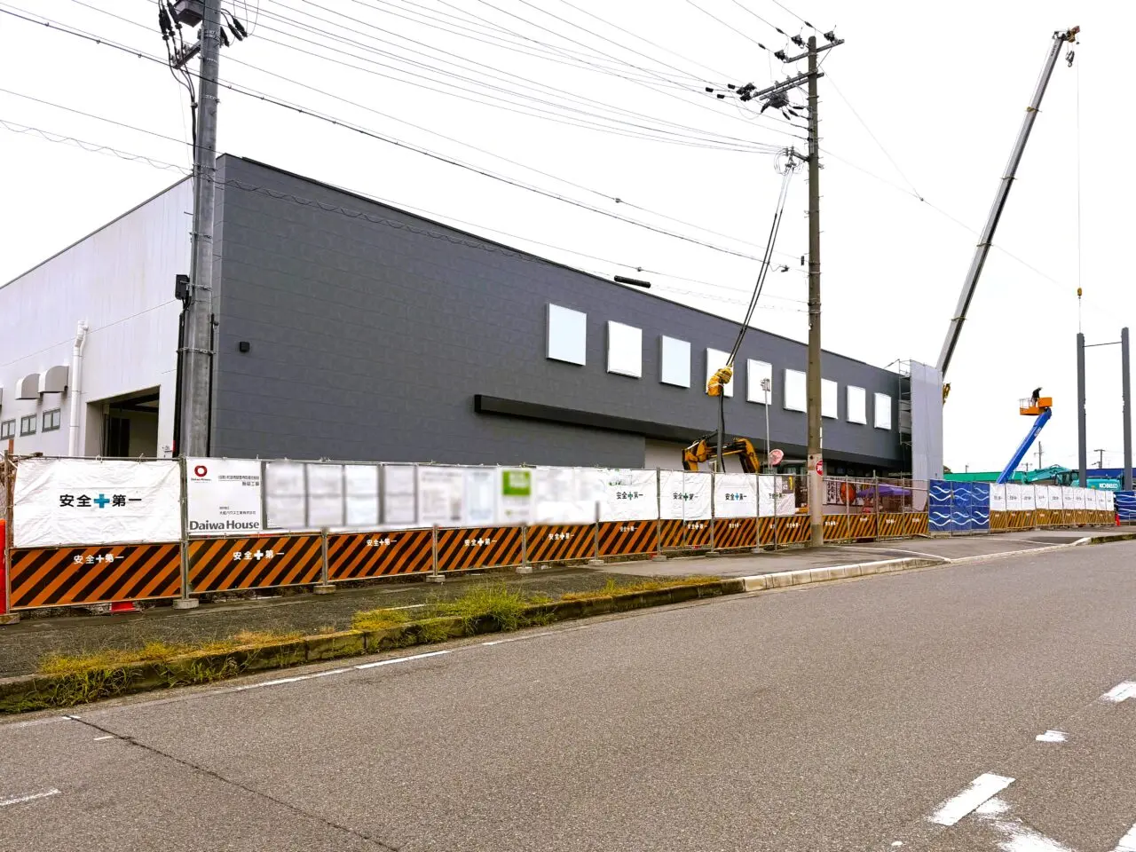アクロスプラザ和泉観音寺　建設中